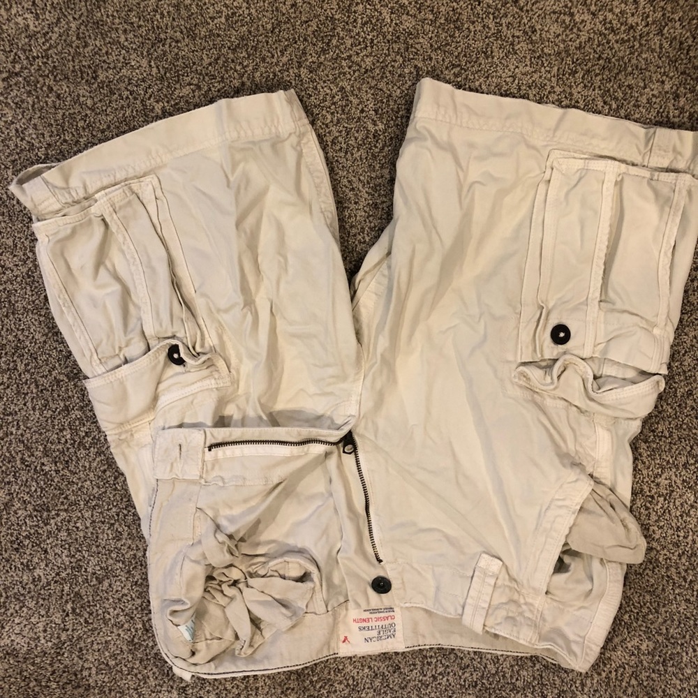 American Eagle Cargo Khakis